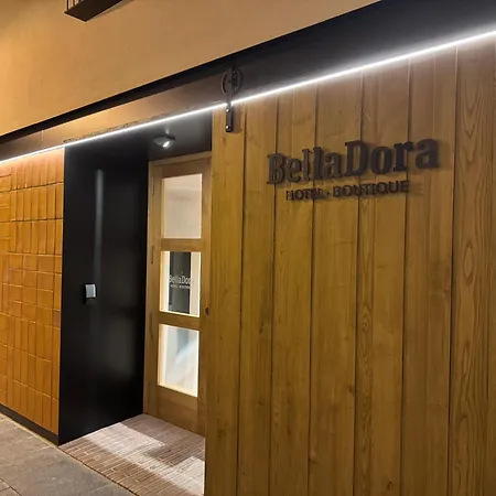 Belladora Boutique יורט דה מאר