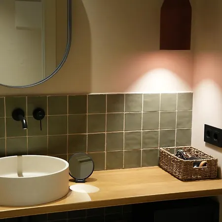 Belladora Boutique *